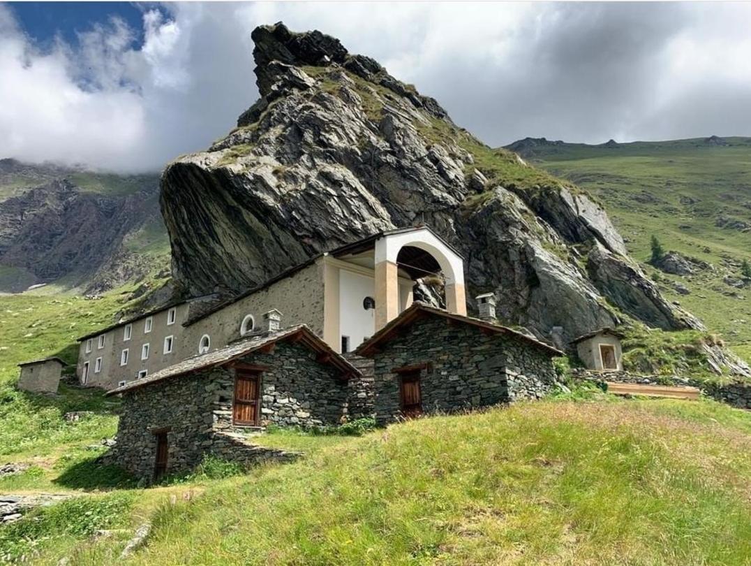 ホテル Chalet Rosa Dei Monti Valprato Soana エクステリア 写真