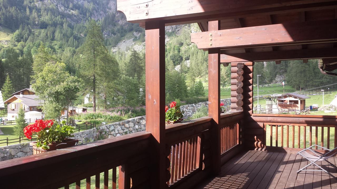 ホテル Chalet Rosa Dei Monti Valprato Soana エクステリア 写真